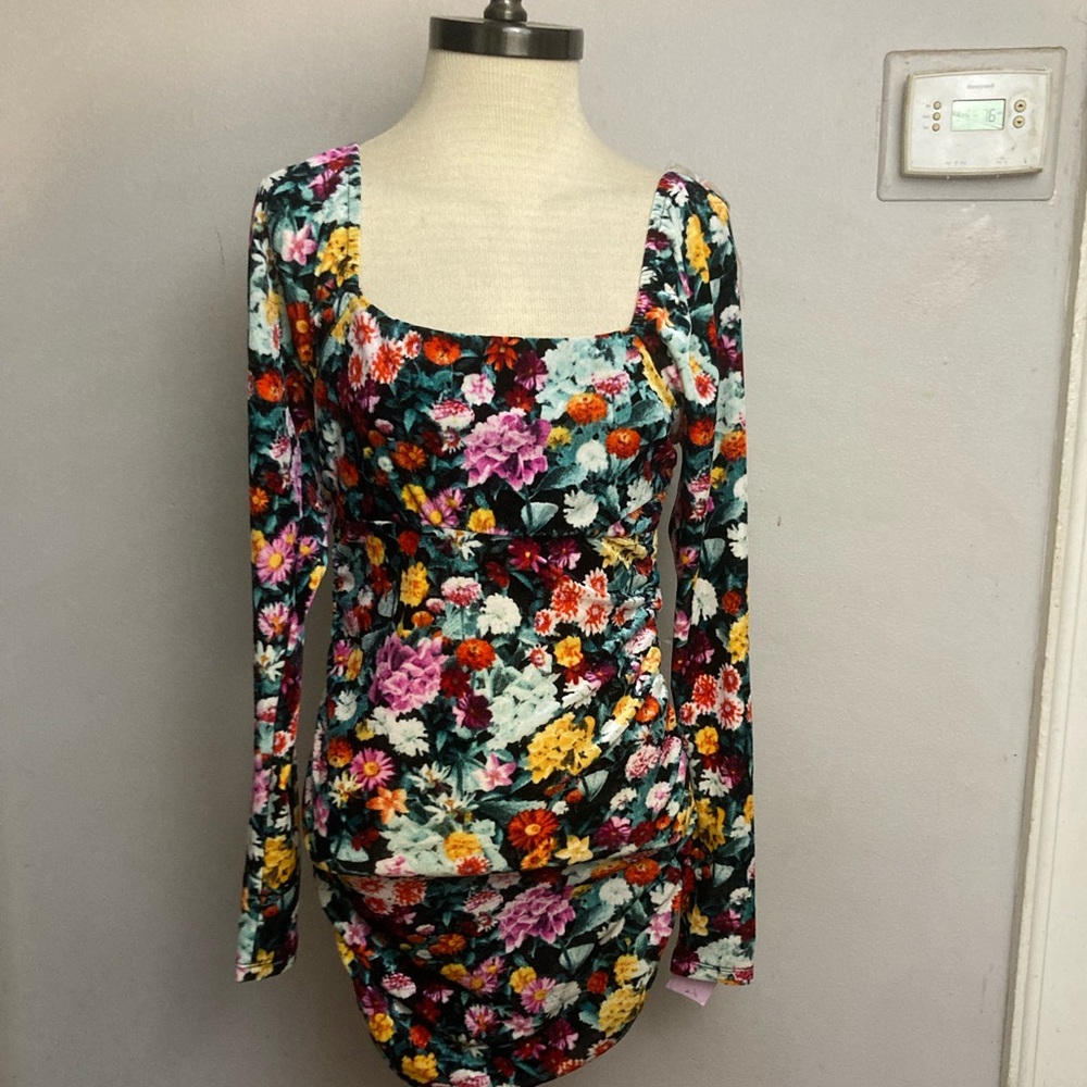 8-2 Wild Fable velvet floral mini dress Small NEW NWT